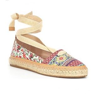 Antonio Melani NEW Lulana Ankle Wrap Flat Espadrilles Size 8